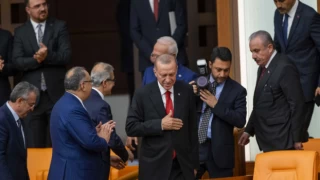 Erdoğan Meclis'te yemin etti