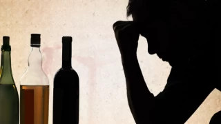 İran'da sahte alkolden ölenlerin sayısı 13'e yükseldi