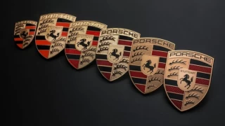 Porsche 60 yıllık logosunu yeniledi