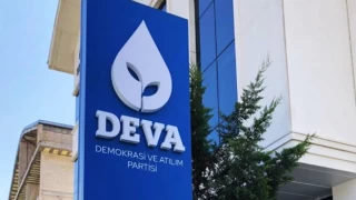 DEVA Partisi'nin kurucu ismi, zehir zemberek suçlamalarla istifa etti!