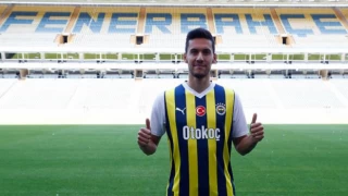 Fenerbahçe kadrosuna Umut Nayir'i kattı!