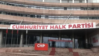 CHP'de danışman krizi: Görevine son verildi
