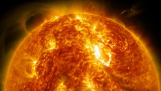 Güneş'te büyük patlamalar