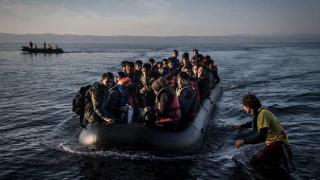 İki botun batması sonucunda Yunanistan’ın Midilli ve Sisam adası açıklarında beş göçmen hayatını kaybetti