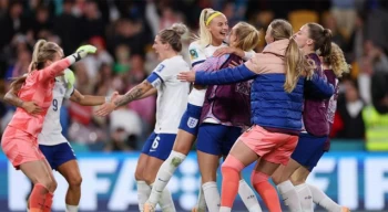 İngiltere ve Avustralya, Kadınlar Dünya Kupası’nda çeyrek finalde