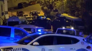Kağıthane'de silahlı saldırıya uğrayan polislerden biri şehit oldu