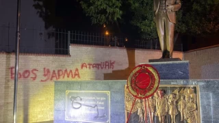 Atatürk Anıtı'na saldıran şahıs tutuklandı