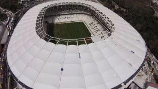 Beşiktaş stadyumunun ismi değişti: Tüpraş oldu
