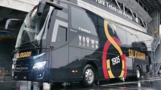 Galatasaray takım otobüsüne Gaziantep'te saldırı gerçekleşti