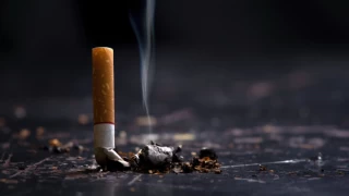 İngiltere'de sigara yasağı! Gençlere kısıtlama gündemde...