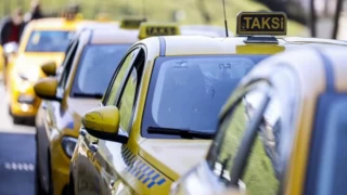 İstanbul’da yolcuları araçtan indiren taksiciye ceza