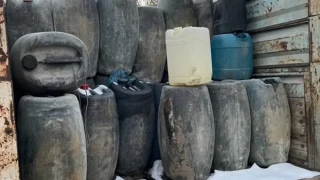 İzmir Aliağa Limanı'nda 51 ton kaçak akaryakıta el konuldu