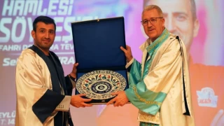 Selçuk Bayraktar ”fahri doktora” ünvanı aldı
