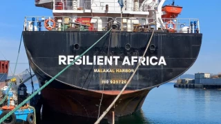 Ukrayna tahılını taşıyan ”Resilient Africa” gemisi Türkiye’ye geri dönüş yaptı