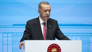 Erdoğan 'yeni anayasa' çağrısını yineledi