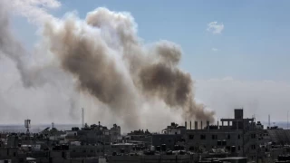 İsrail, Gazze'yi "havadan, karadan ve denizden" vurmaya hazırlanırken İran'dan kritik uyarı