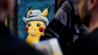 Van Gogh Müzesi'ndeki Pokémon kartları kaosa neden oldu