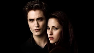 Alacakaranlık filmlerinin yönetmeni açıkladı: Seri yeniden çekilirse Bella ve Edward'ı kim canlandırabilir?