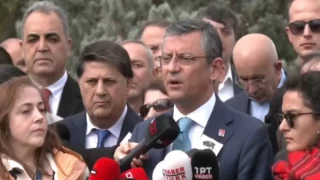 CHP Genel Başkanı Özgür Özel'den Bülent Ecevit'in kabrine ziyaret