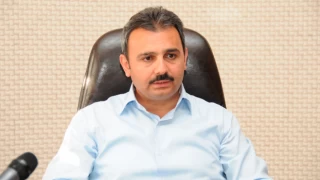 Erdoğan tarafından görevden alınan eski Çorum belediye başkanı Muzaffer Külcü, tekrar adaylık başvurusunda bulundu