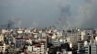 İsrail, Gazze’de yaşlıların tedavi gördüğü Vefa Hastanesi’ni bombaladı