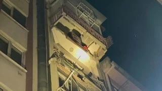 Bursa'da bir kişi, hava almak için çıktığı balkonun çökmesiyle hayatını kaybetti