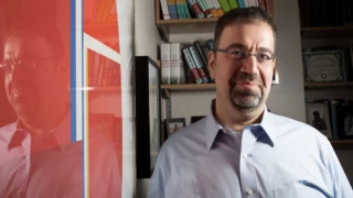 Ekonomist Daron Acemoğlu: Özgürlükler kısıtlanıyor, Türkiye çöküşün eşiğinde