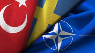 İsveç'in NATO'ya katılım teklifinin TBMM'de komisyondan geçti
