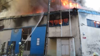 Maltepe'de iş yerinde yangın
