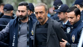 Yılmaz Erdoğan'ın yeni dizisi İnci Taneleri, "kadın cinayetini romantize etmekle" eleştirildi