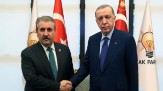 Cumhurbaşkanı Erdoğan, Destici ve Aksakal ile görüştü
