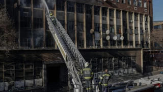 Johannesburg’da 76 kişinin öldüğü büyük yangının suçlusu ortaya çıktı! Yangının çıkma sebebi yok artık dedirtecek cinsten