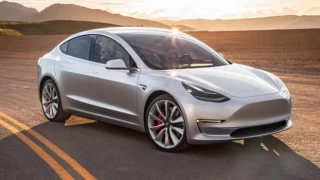 Tesla'nın yenilenen modeli Avustralya'da yasaklandı