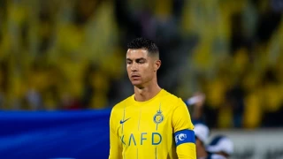 Cristiano Ronaldo, taraftarlara yaptığı hareket nedeniyle bir maç men cezası aldı