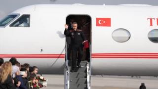 Türkiye'nin ilk astronotu Alper Gezeravcı Türkiye’ye döndü