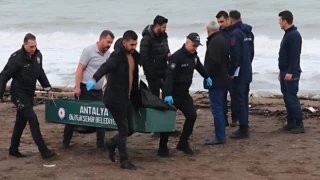 Antalya'da denizde ceset bulundu