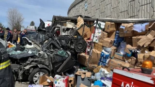 Çankırı'da TIR otomobilin üzerine devrildi: 4 kişi hayatını kaybetti