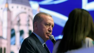 Erdoğan: Hepsini topla bir çuvala koy bizimle aşık atamazlar
