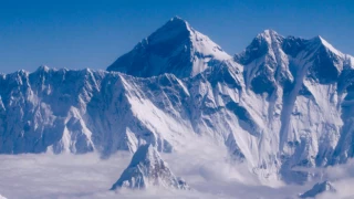 Everest dağcılarına GPS zorunluluğu getirildi
