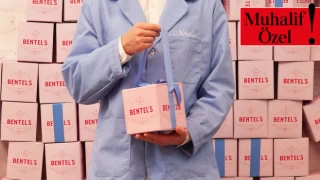 Wes Anderson’ın pembe pasta kutuları Bentel’in deri çantaları oldu