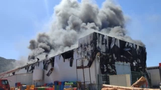 Burdur'da bir fabrikada yangın çıktı