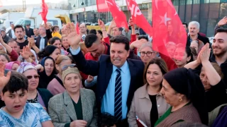 Esenyurt'ta zafer CHP'li Prof. Dr. Ahmet Özer'in oldu