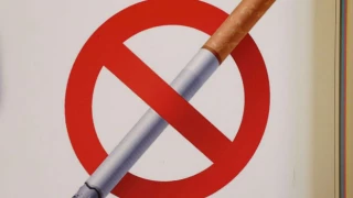 İngiltere'de 2009'dan sonra doğanlara sigara satışı yasaklandı