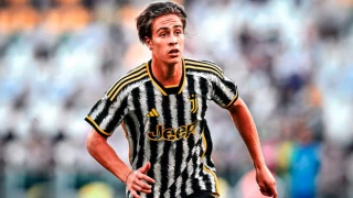 Kenan Yıldız, Juventus'la yeni sözleşme imzalıyor
