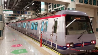 M2 Yenikapı-Hacıosman metro hattında Taksim istasyonu, intihar girişimi nedeniyle kapatıldı