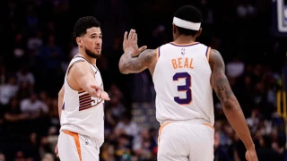 NBA’de gecenin sonuçları: Suns, Booker'ın 52 sayılık şovuyla kazandı