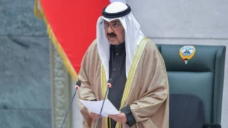 Kuveyt Emiri, meclisi feshettiğini duyurdu