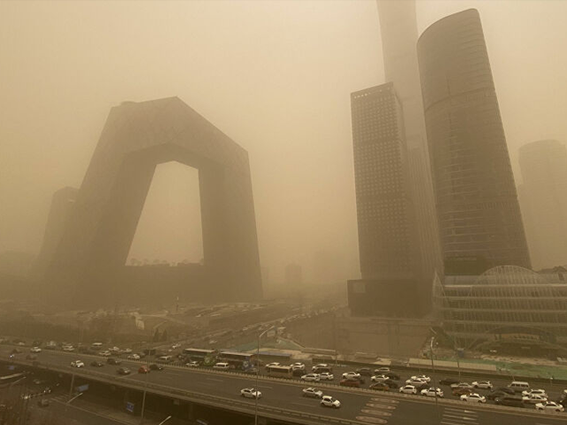 Çin'deki kum fırtınası böyle görüntülendi