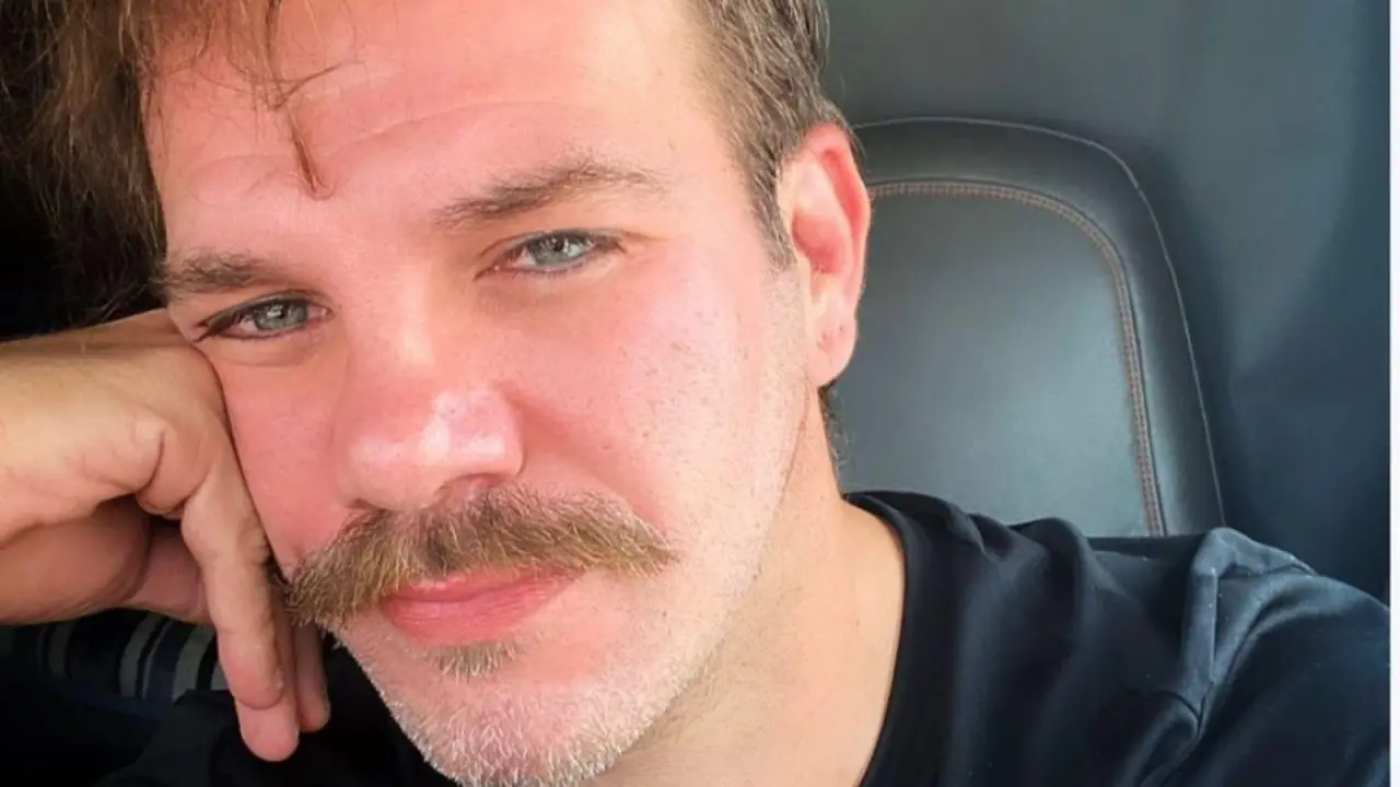 Yaprak Dökümü'nün Oğuz'u Tolga Karel sektöre veryansın etti 3