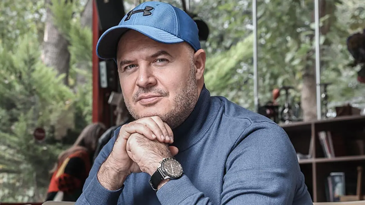 Danla Biliç'in programına konuk olan Adil Yıldırım kimdir? “30 gün kuralı” ile gündeme geldi 1